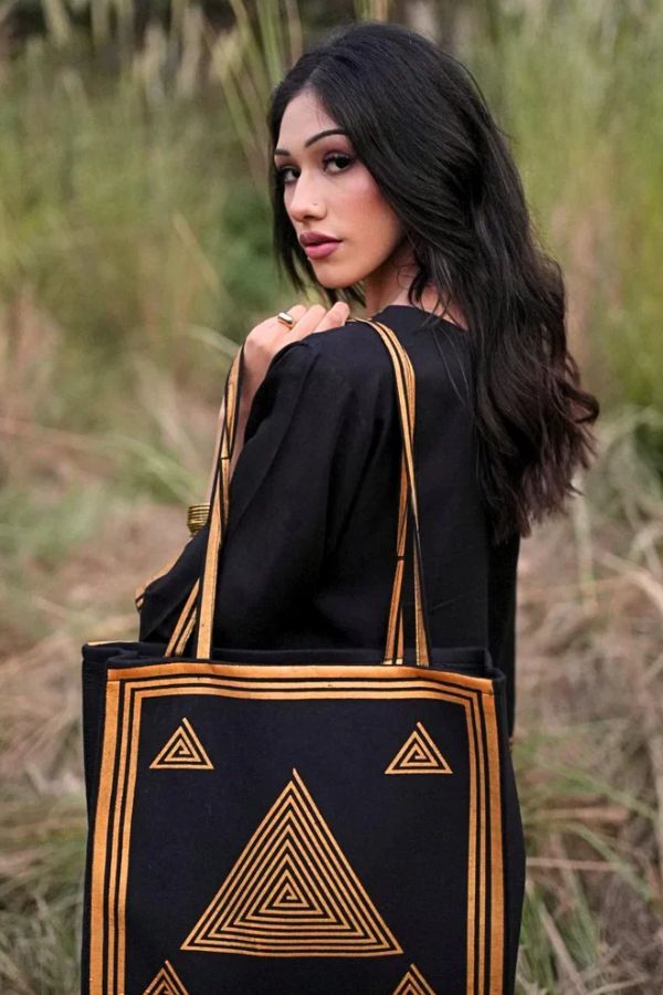 ARCANE THREADS Winter Wear with Bag